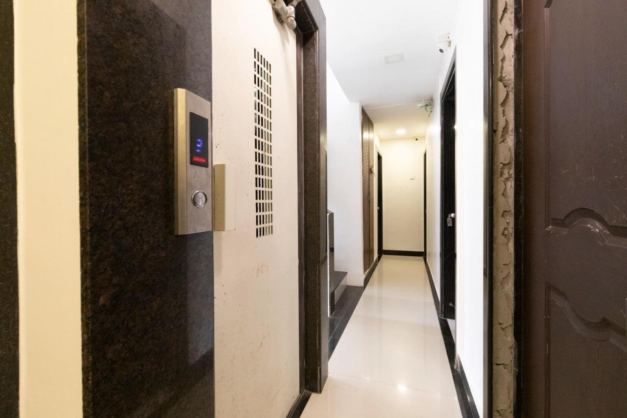 Hotel Girgoan Palace Mumbai Exterior photo
